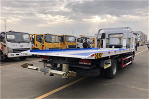 裕华汽车救援补胎