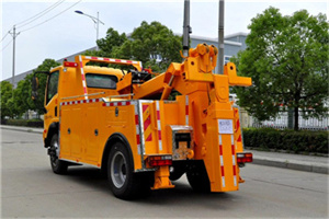 裕华高速路拖车费